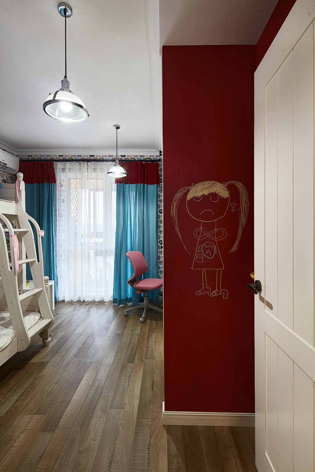简约 三居 卧室图片来自上海倾雅装饰有限公司在文化佳园的分享