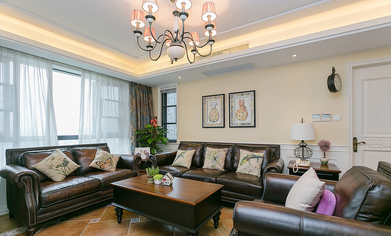 美式 三居 客厅图片来自玉玲珑装饰在三居美式风格的新家的分享