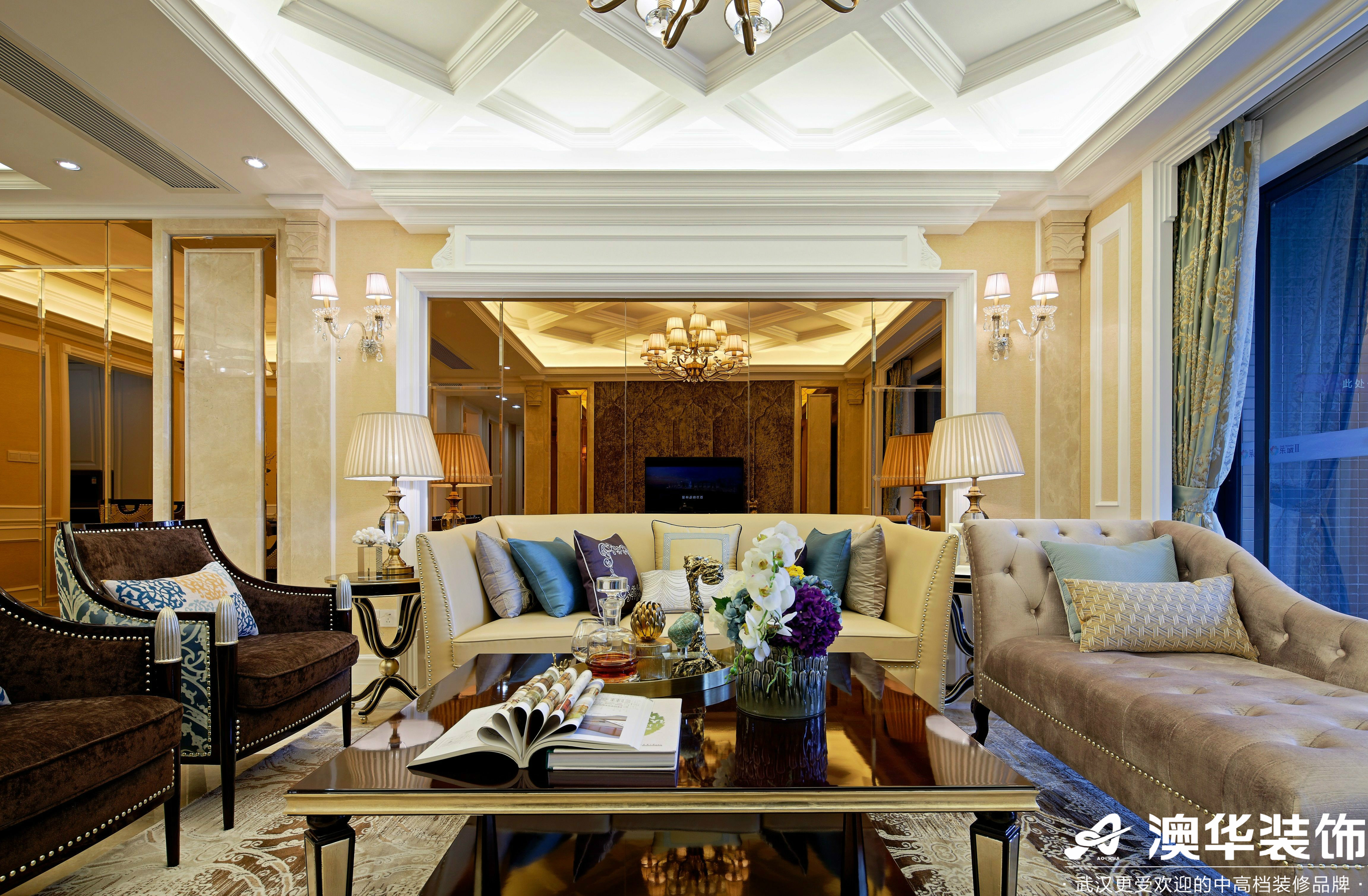 客厅图片来自澳华装饰有限公司在中建福地星城新古典风格的分享