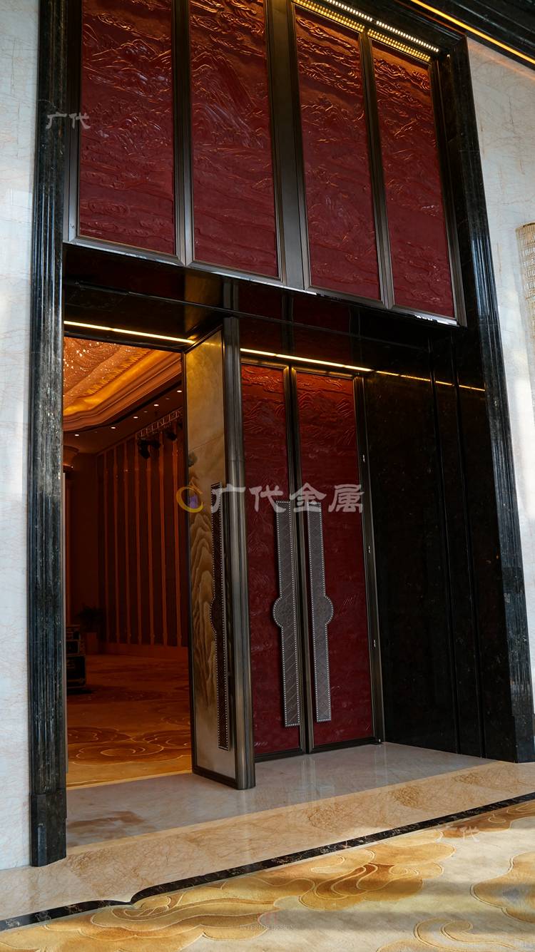 简约 不锈钢屏风 屏风隔断图片来自广代金属在武汉万达瑞华酒店工程案例的分享