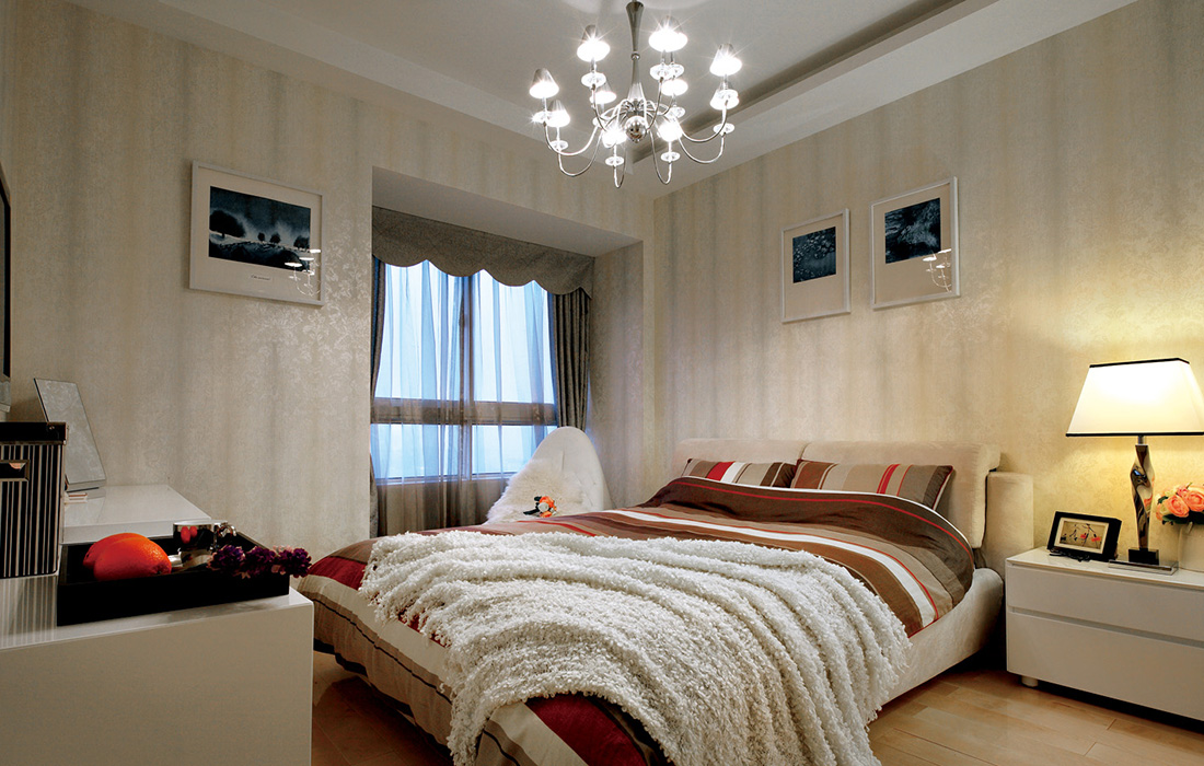 简约 三居 现代 实用 卧室图片来自重庆天地和豪装工厂店在三居室现代简约风格的分享