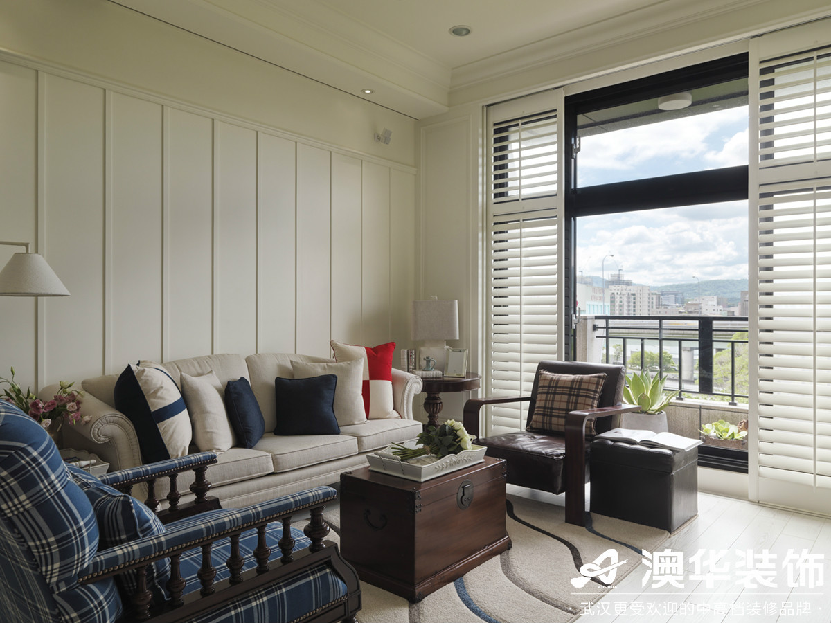 客厅图片来自澳华装饰有限公司在龙阳1号·美式风格的分享
