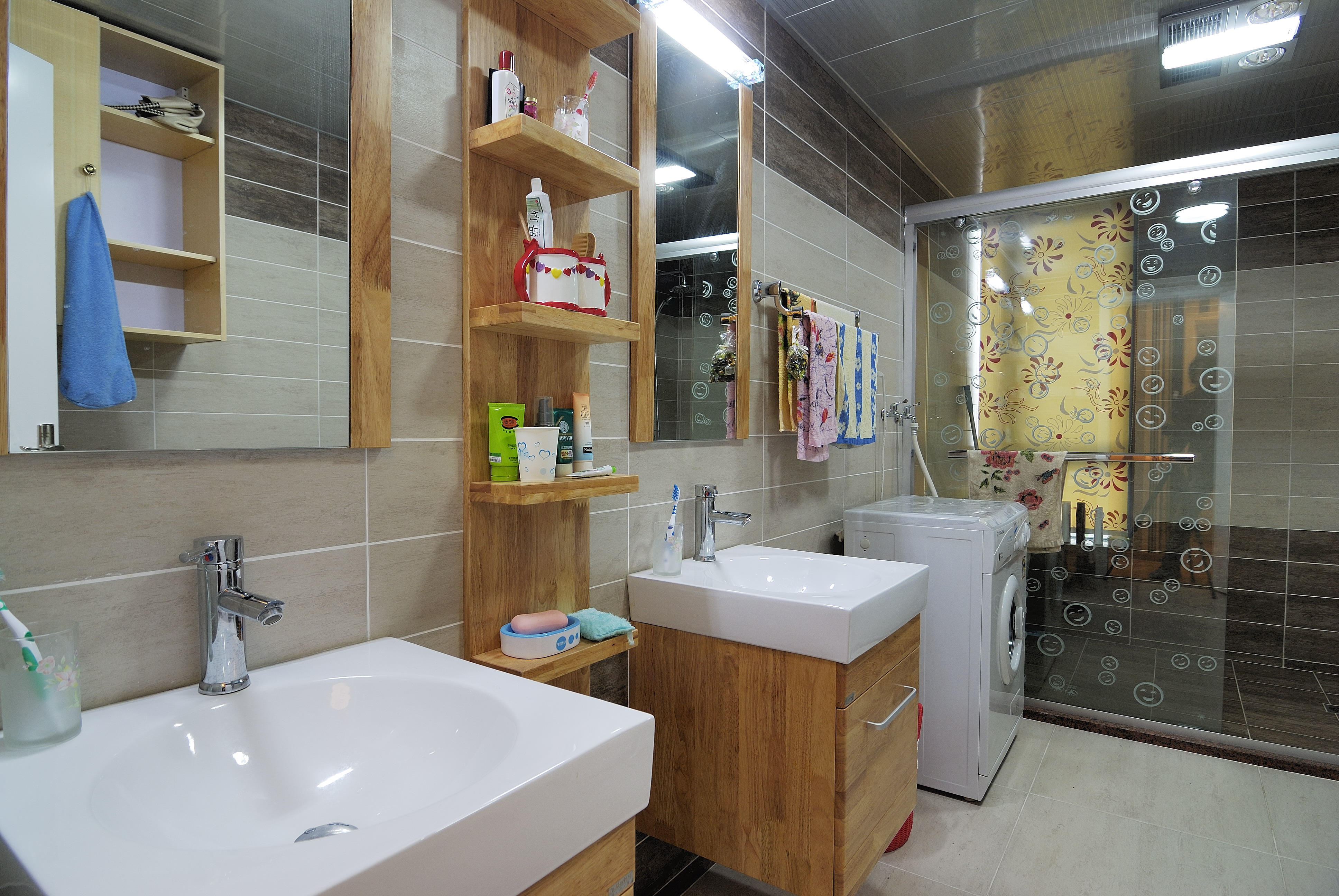 简约 二居 小资 80后 卫生间图片来自武汉欣绿康装饰-在简约三居的分享
