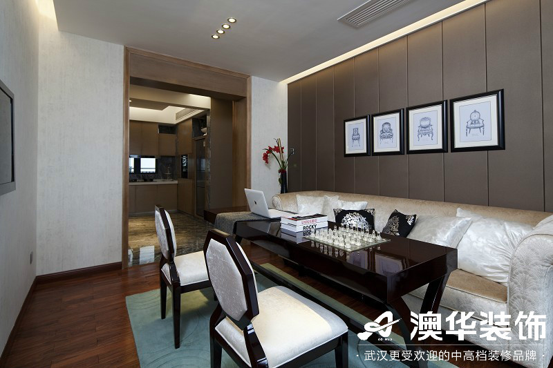 客厅图片来自澳华装饰有限公司在大华南湖公园世家·美式风格的分享
