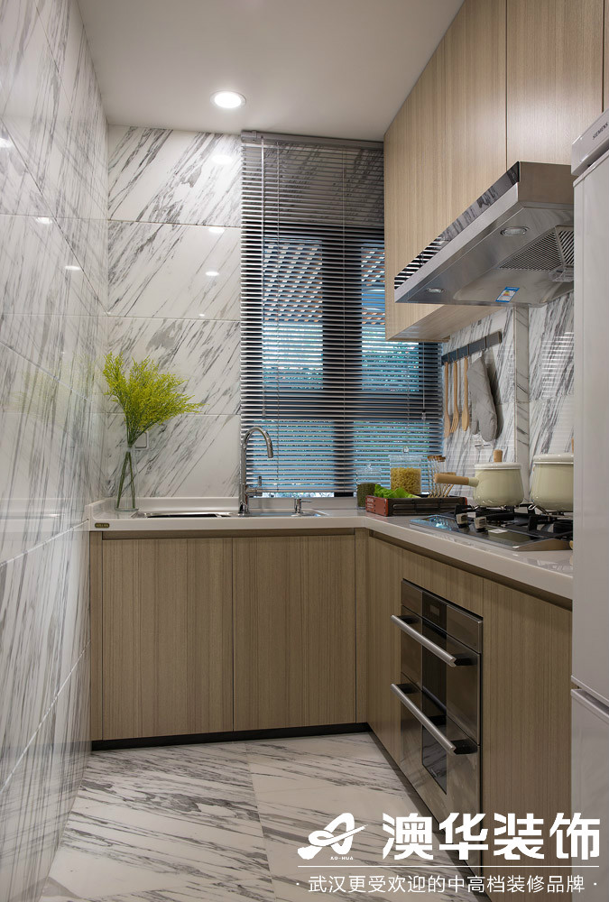 厨房图片来自澳华装饰有限公司在汉口新城公园世家现代风格的分享