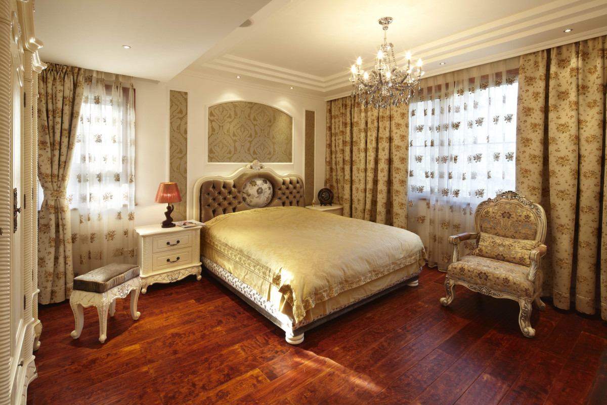 卧室图片来自北京居然元洲装饰小尼在龙湖花盛香醍220平米品质欧式的分享
