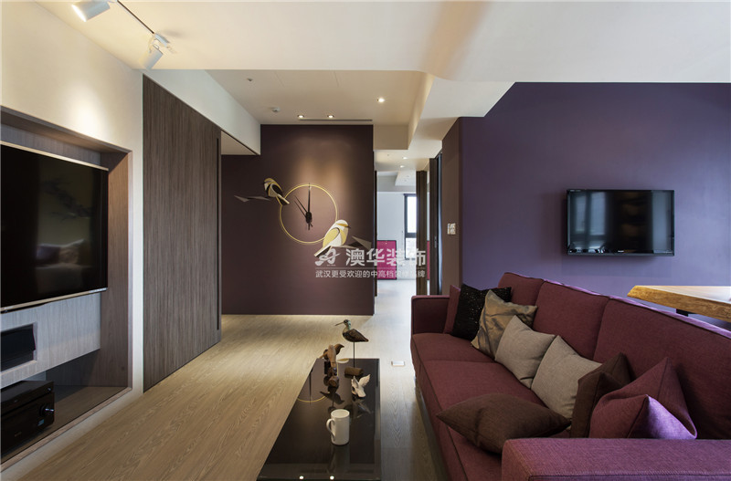 客厅图片来自澳华装饰有限公司在清江泓景·现代摩登腔调的分享