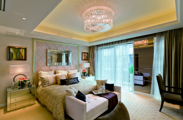 卧室图片来自北京居然元洲装饰小尼在210平米别墅简欧风格的分享
