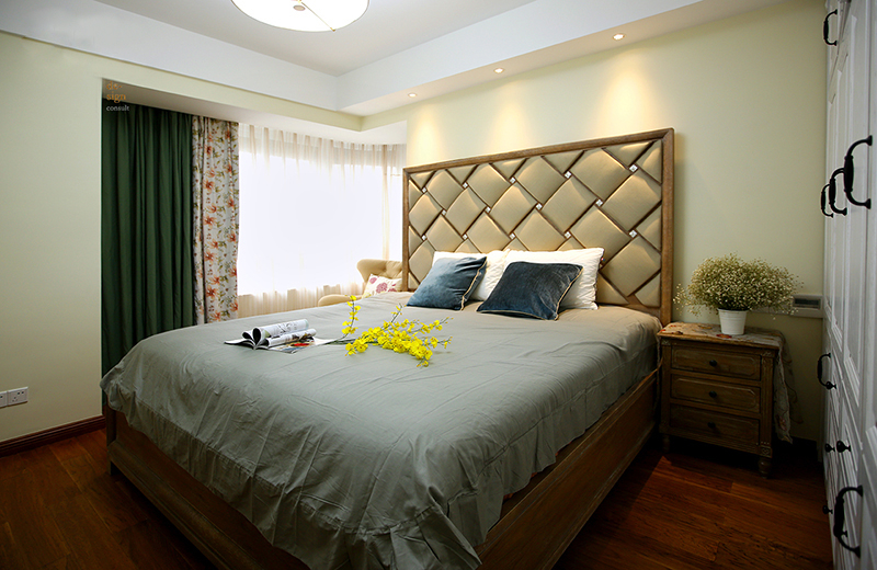 三居 卧室图片来自金煌装饰有限公司在130平淡淡的简约美式的分享