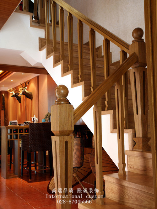 泰式 别墅 白领 收纳 小资 舒适 温馨 旧房改造 楼梯图片来自fy1831303388在三利宅院的分享
