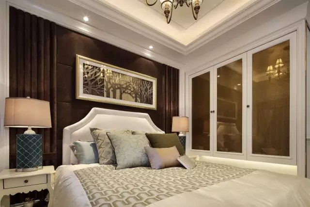 卧室图片来自武汉全有装饰在观澜国际--欧式风格的分享