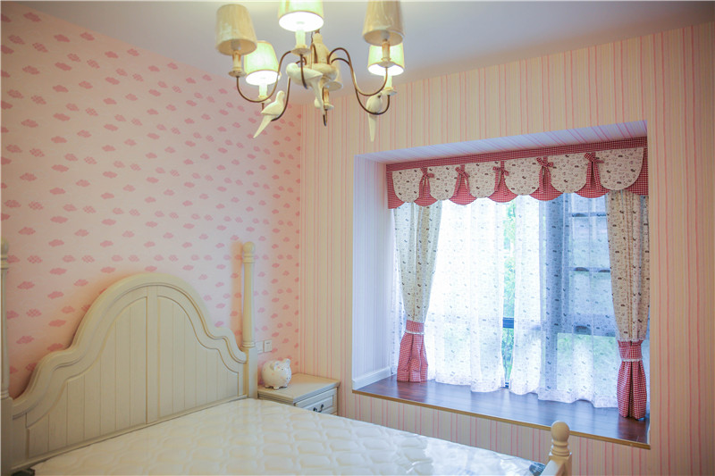 卧室图片来自四川幸福魔方装饰在【幸福魔方装饰】美式古典混搭的分享