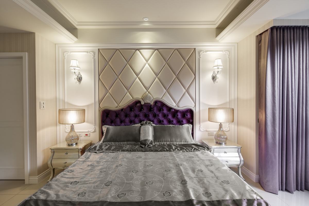 欧式 三居 卧室图片来自武汉一号家居网装修在君悦悦府170平欧式三室两厅的分享