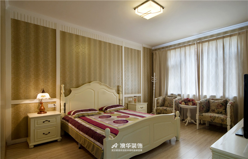 卧室图片来自澳华装饰有限公司在大华南湖公园世家·异域混搭的分享