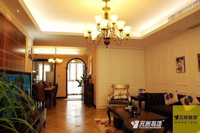 客厅图片来自北京居然元洲装饰小尼在东湖湾高贵欧式婚房设计实景图的分享