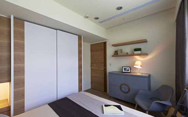 混搭 三居 卧室图片来自上海潮心装潢设计有限公司在金榜雅苑123平混搭三室装修设计的分享