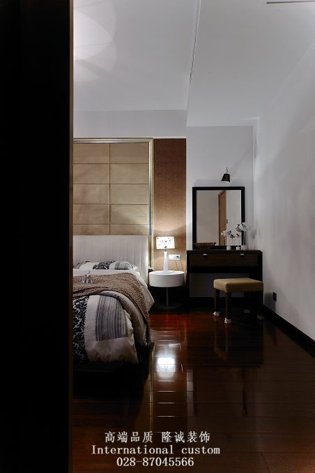 旧房改造 收纳 舒适 温馨 复式 中式 白领 80后 小资 卧室图片来自fy1831303388在华润二十四城的分享