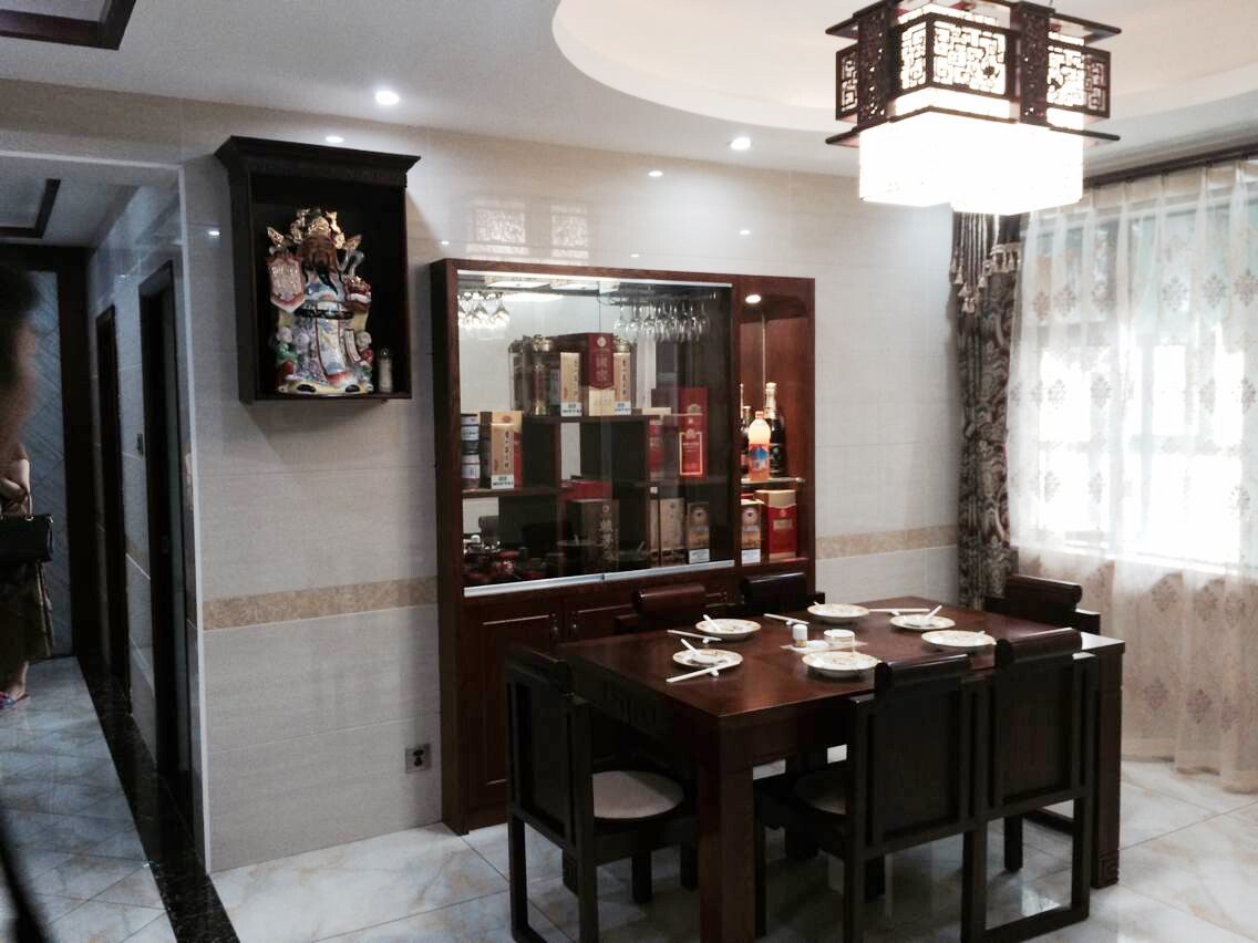 三居 餐厅图片来自金煌装饰有限公司在传统中式风格与现代元素的融合的分享