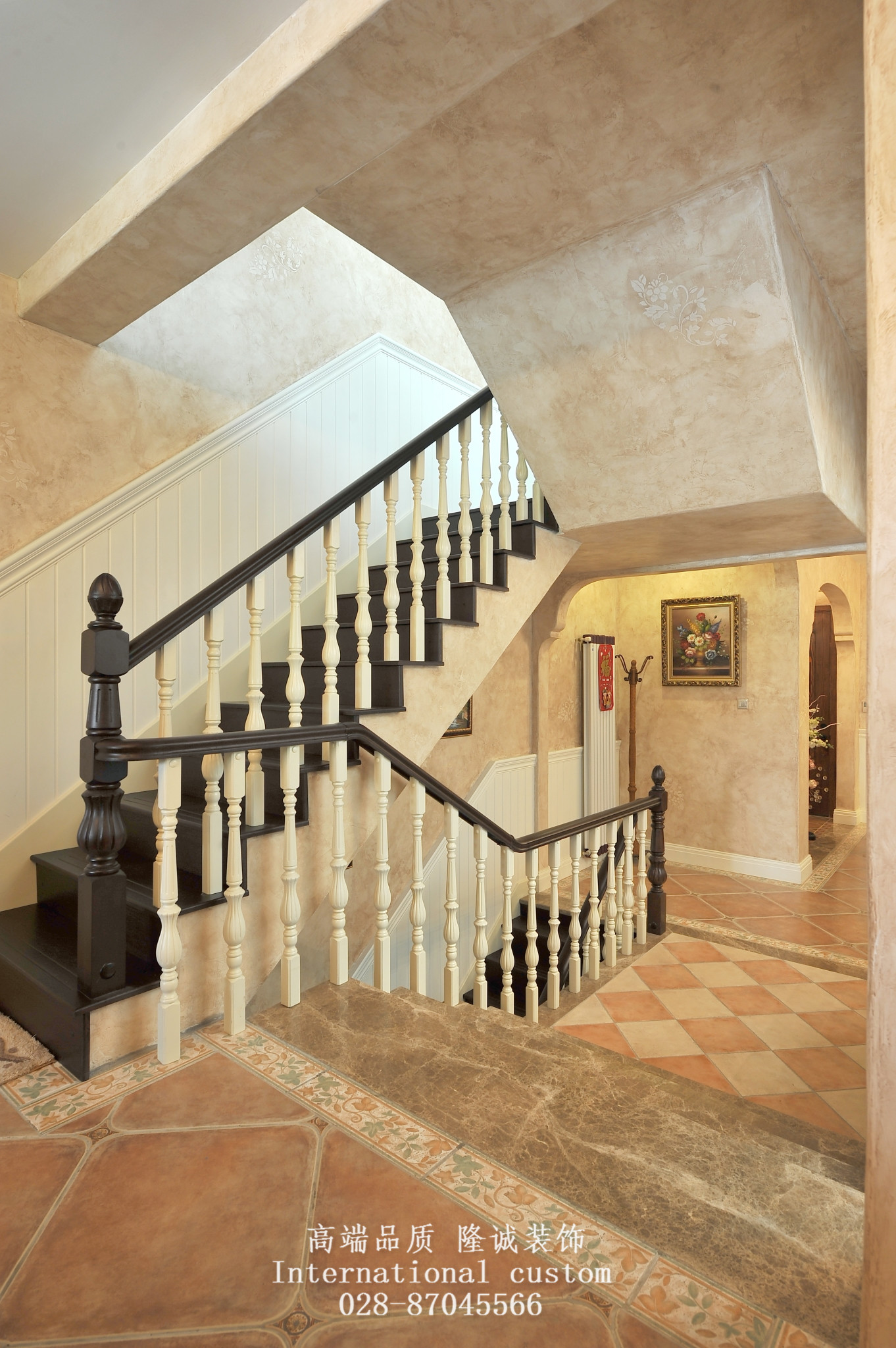别墅 美式 舒适 温馨 收纳 80后 旧房改造 楼梯图片来自fy1831303388在香瑞湖的分享