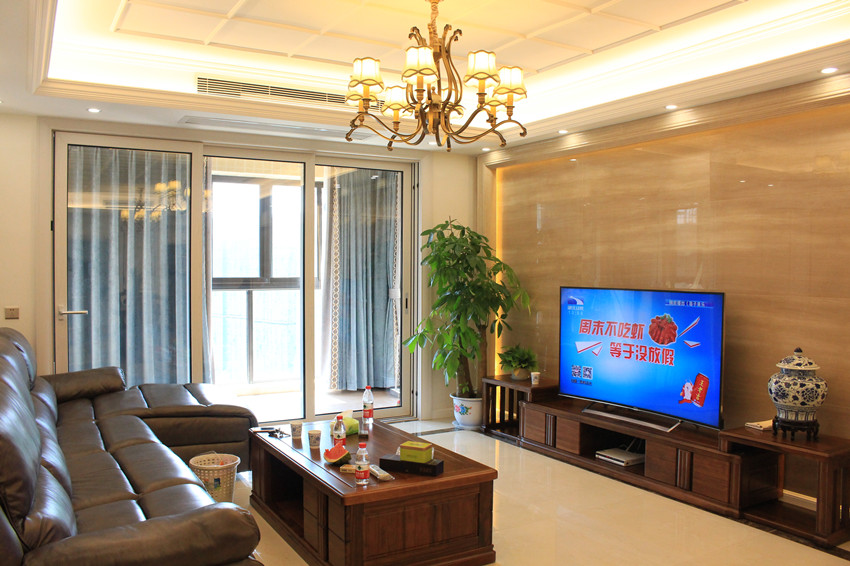 武汉装修 室内设计 大户型 住宅设计 客厅图片来自拜斯达装饰吴萱在中大十里新城完工实景图的分享