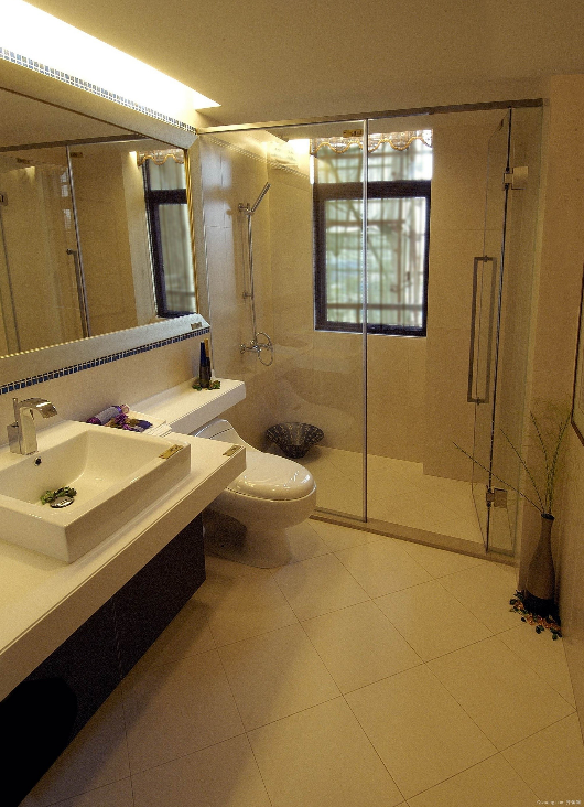 简约 卫生间图片来自西安紫苹果装饰工程有限公司在伊顿公馆的分享