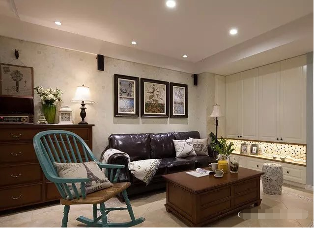 简约 三居 客厅图片来自西安紫苹果装饰工程有限公司在荣华碧水蓝庭的分享