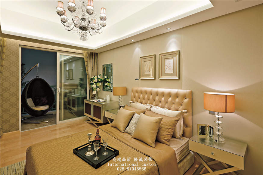 欧式 二居 白领 收纳 旧房改造 80后 小资 舒适 温馨 卧室图片来自fy1831303388在华润24城的分享