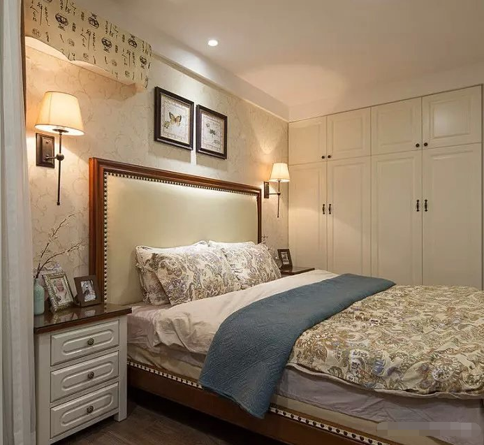 简约 三居 卧室图片来自西安紫苹果装饰工程有限公司在荣华碧水蓝庭的分享