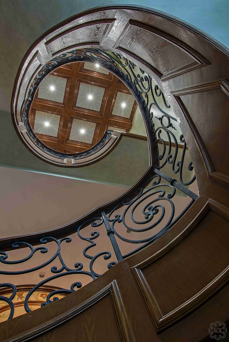 别墅 新古典 沉稳 健康 楼梯图片来自谢辉室内定制设计服务机构在用三年圆一个居住梦的分享