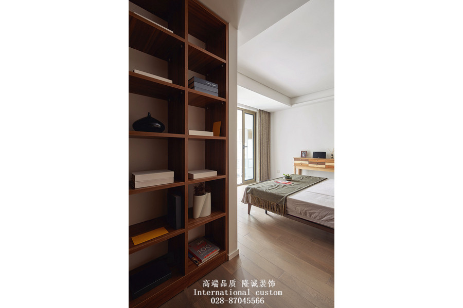 简约 白领 收纳 旧房改造 80后 小资 舒适 温馨 复式 卧室图片来自fy1831303388在海棠湾的分享