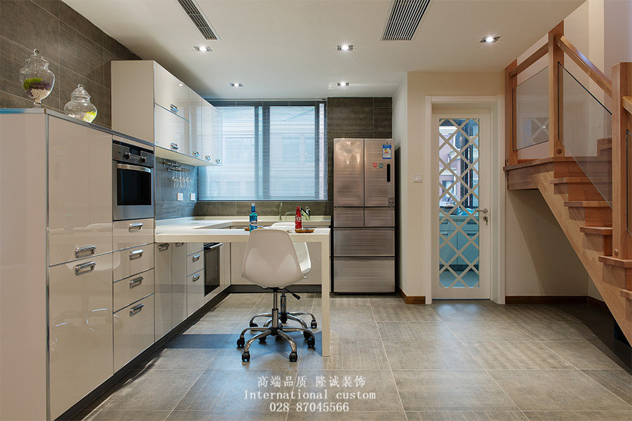 简约 白领 收纳 旧房改造 80后 小资 舒适 温馨 厨房图片来自fy1831303388在锦华苑的分享