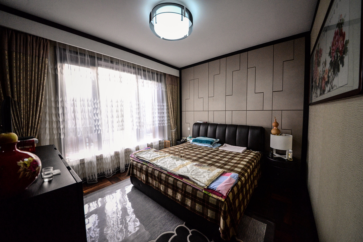 卧室图片来自JingYiPrize人居空间设计大赛在刘莹-津南新城别墅的分享