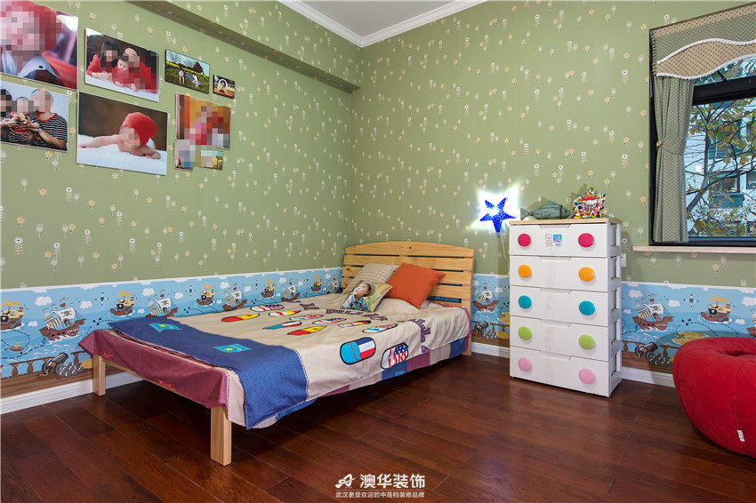 儿童房图片来自澳华装饰有限公司在复地东湖国际 · 重温简美时光的分享