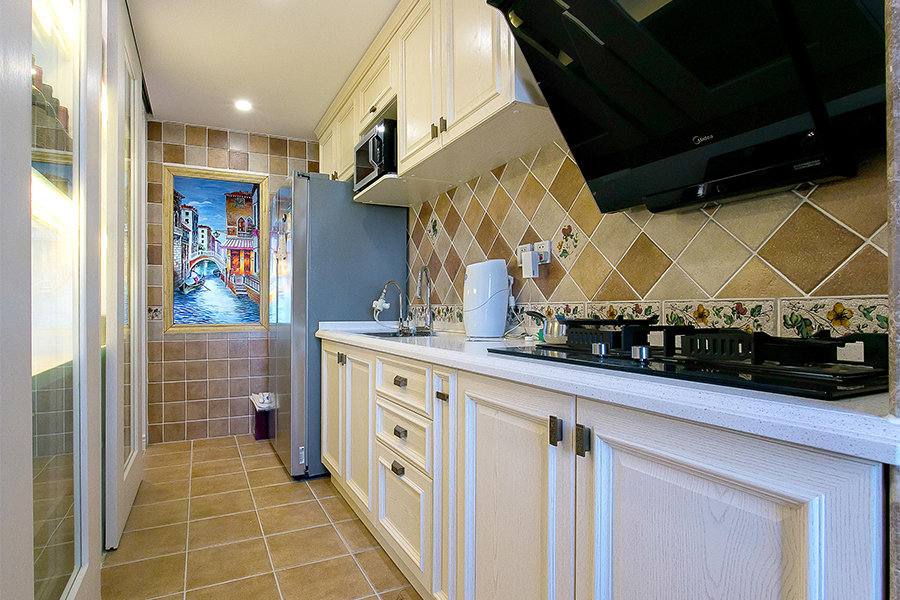 三居 白领 收纳 旧房改造 80后 小资 美式 舒适 温馨 厨房图片来自fy1831303388在炜岸城1期的分享