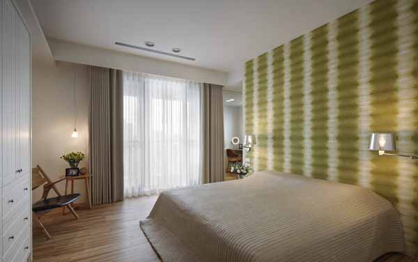 简约 三居 卧室图片来自上海潮心装潢设计有限公司在丹桂花园124平简约风格三室装修的分享