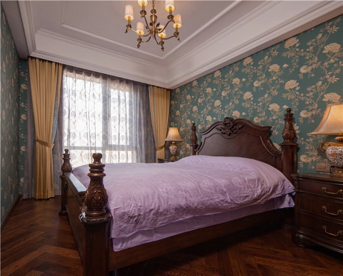卧室图片来自JingYiPrize人居空间设计大赛在陈玲-美式东湖复地的分享