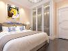 主卧室的设计与整体设计相统一，也以简洁舒适为主。主卧墙面为浅黄色乳胶漆，次卧墙面为白色乳胶漆。与客厅家具色调调相统一。