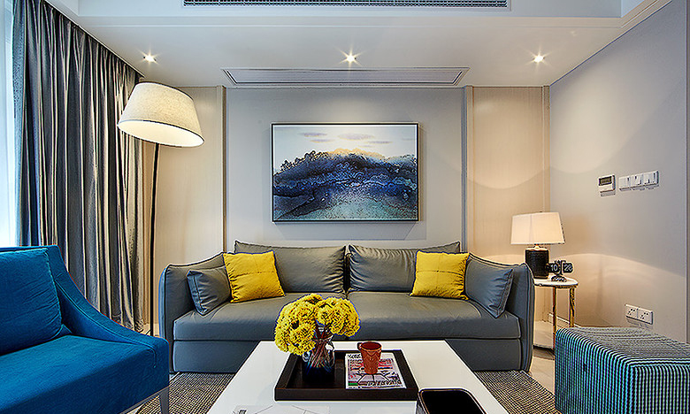 客厅图片来自家装大管家在雅致不失时尚 139平现代港式3居的分享