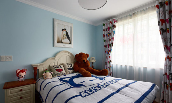 二居 地中海 80后 卧室图片来自日升装饰公司在130平二居地中海风的分享