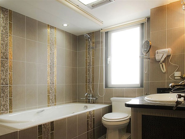 简约 欧式 三居 白领 80后 卫生间图片来自成都V2装饰在120平现代三室两厅公寓装修的分享