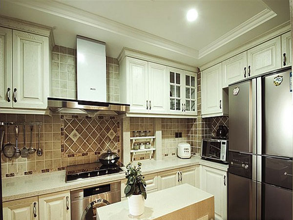 简约 欧式 三居 白领 80后 厨房图片来自成都V2装饰在120平现代三室两厅公寓装修的分享
