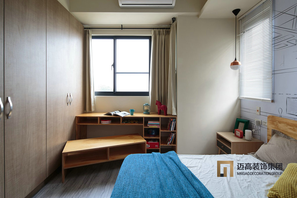 二居 简约 混搭 卧室图片来自迈高国际设计在工业美式-英雄归来的分享