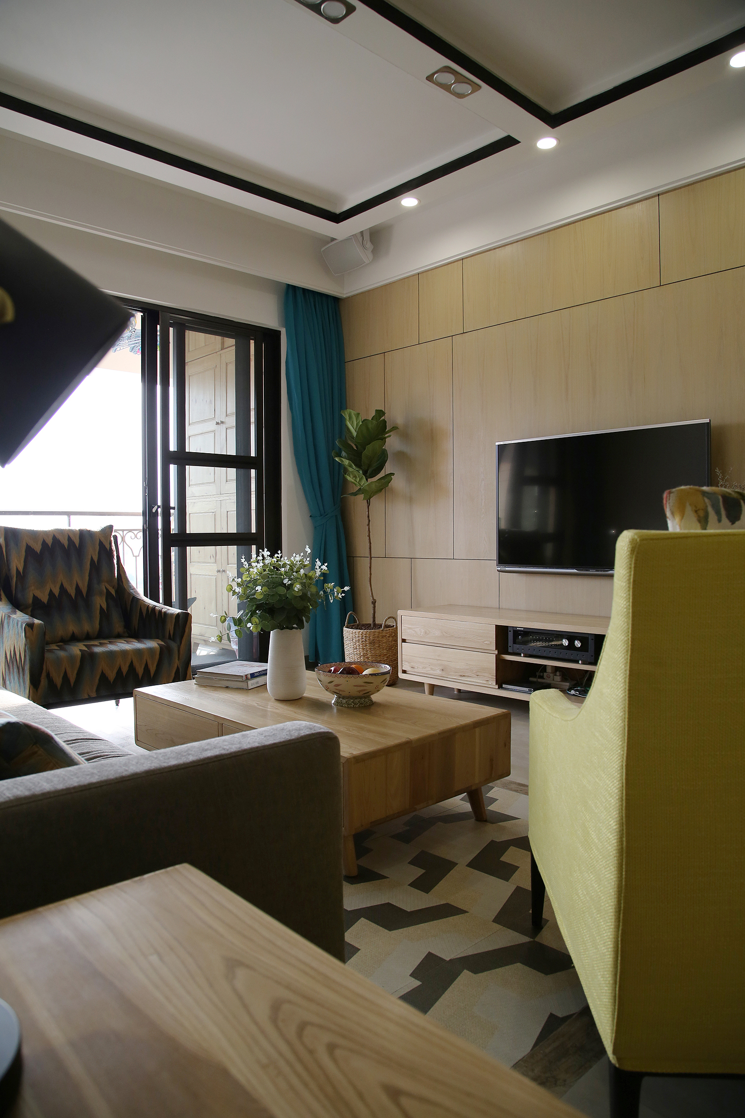 客厅图片来自JingYiPrize人居空间设计大赛在何建锋-爱是的分享