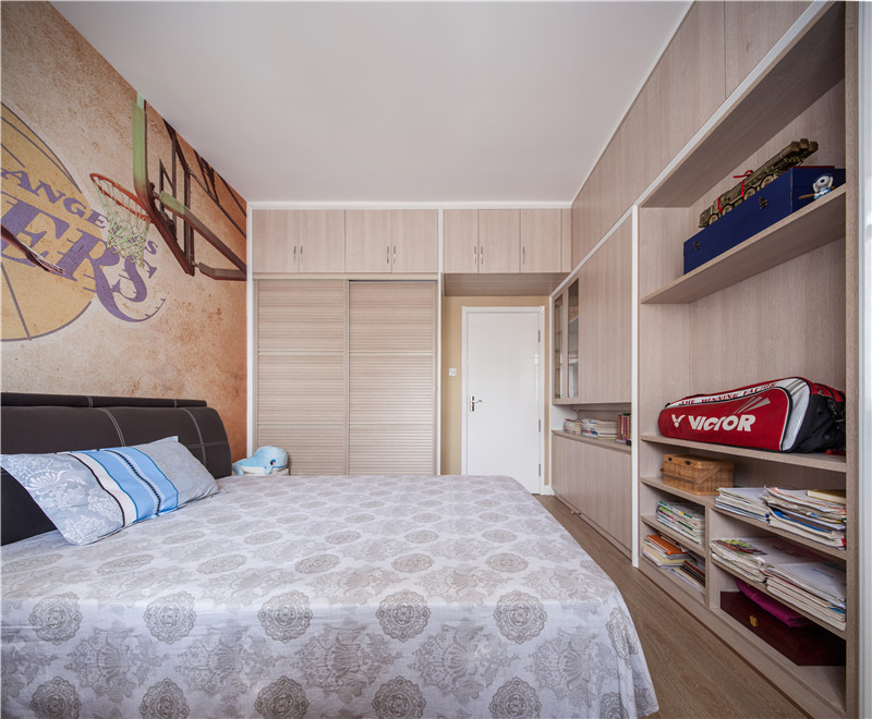卧室图片来自JingYiPrize人居空间设计大赛在阳海-雍的分享