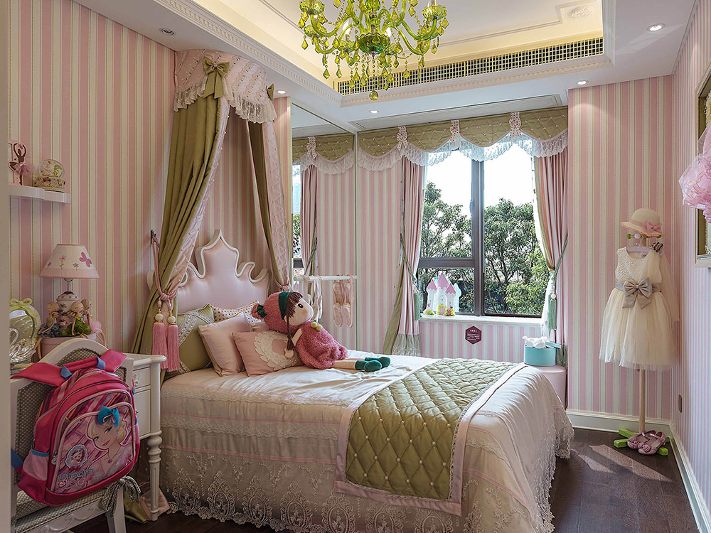 法式 浪漫 卧室图片来自tjsczs88在彩虹优雅，浪漫法式的分享