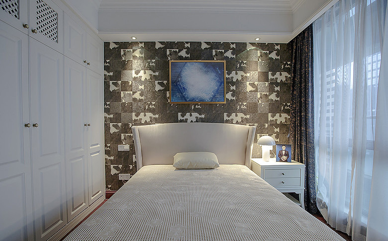 卧室图片来自家装大管家在奢华舒适空间 126平欧式混搭3居的分享