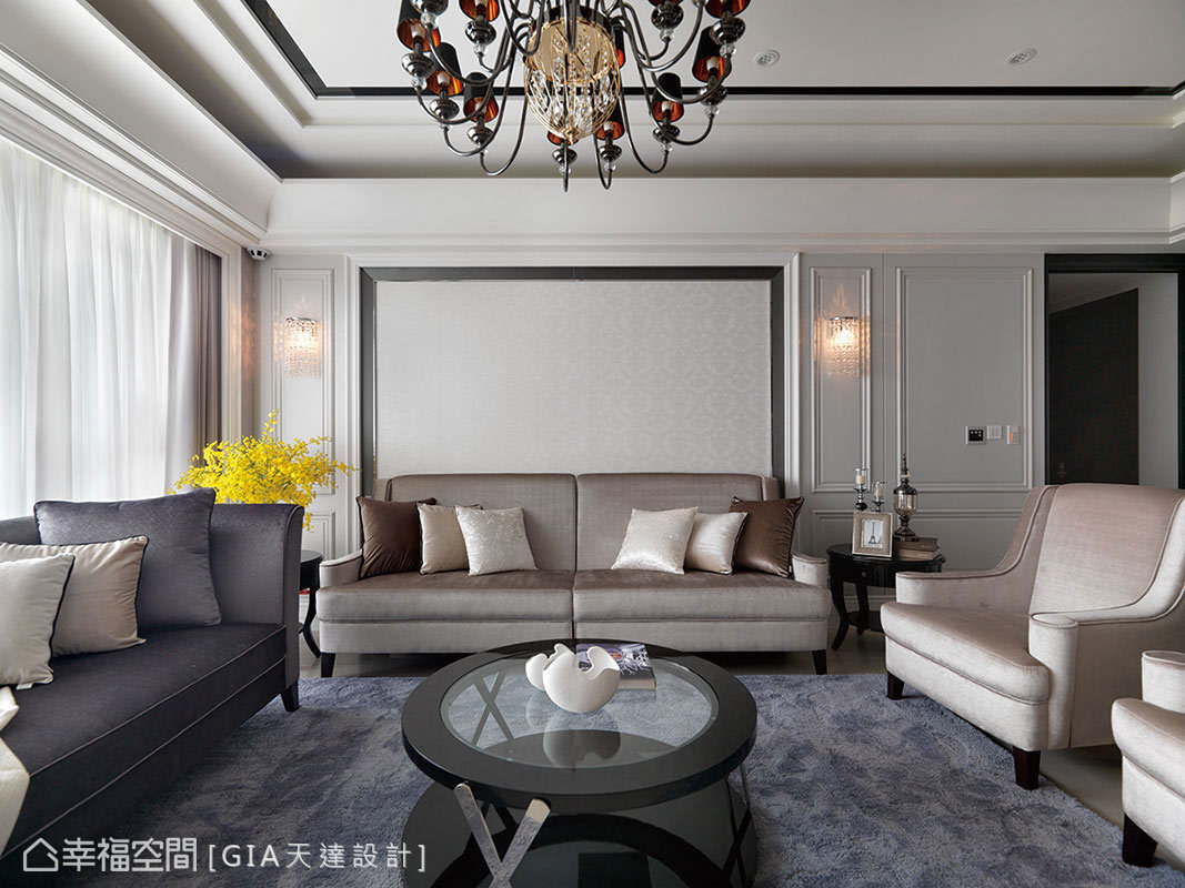 新古典 简约 三居 收纳 客厅图片来自幸福空间在巧琢比例 织就时尚古典寓所的分享