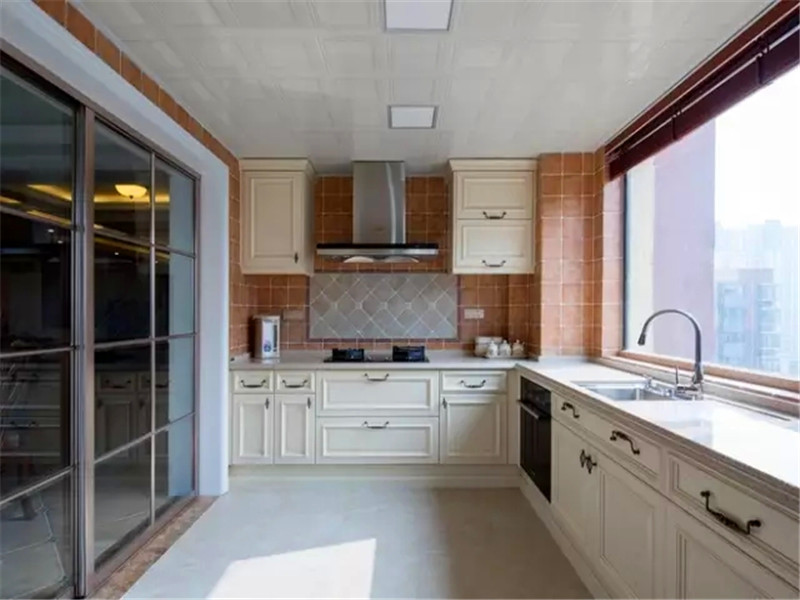美式 别墅 复式 小资 别墅装修 厨房图片来自沙漠雪雨在350平米自然雅致美式风大宅的分享