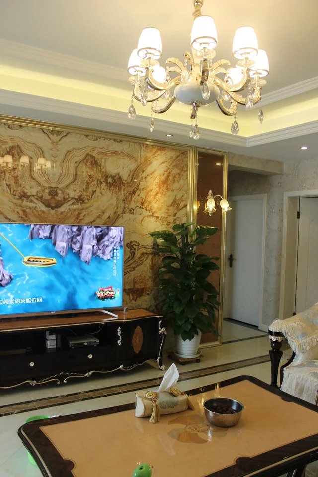 混搭 四室 客厅 窗帘 客厅图片来自新思路装饰客服在翔龙江畔-轻法式的分享