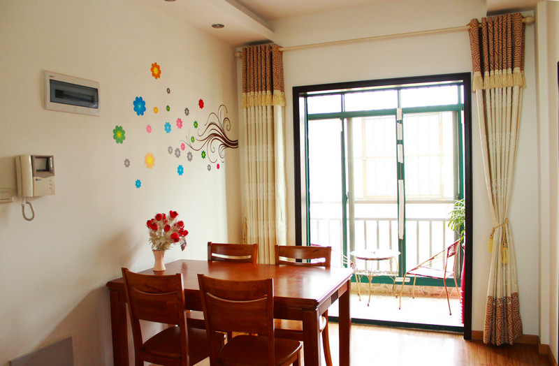 二居 小户型 收纳 空间利用 家装 餐厅图片来自武汉苹果装饰在苹果装饰 观澜国际的分享